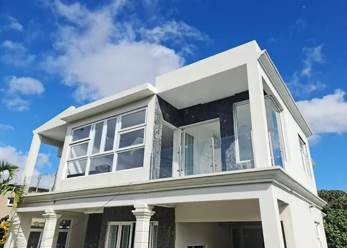 Lovely Brand New Luxury 2-Bedroom Apartment In Vacoas, Mauritius