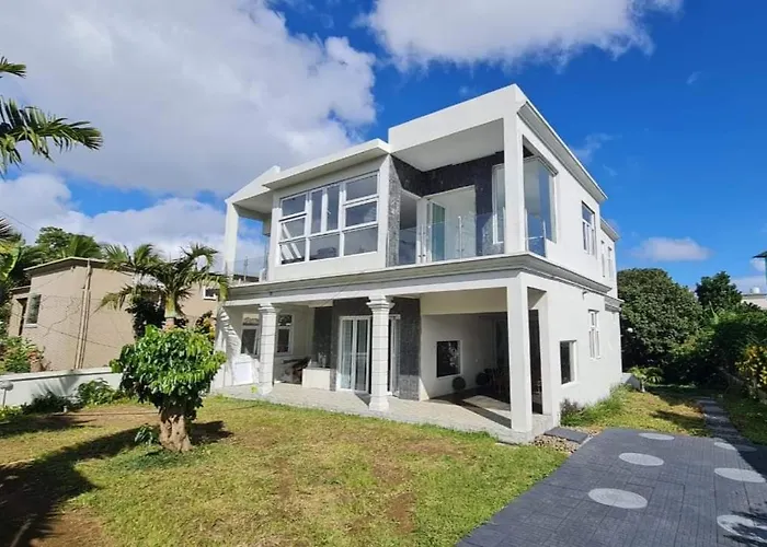 Lovely Brand New Luxury 2-Bedroom Apartment In Vacoas, Mauritius